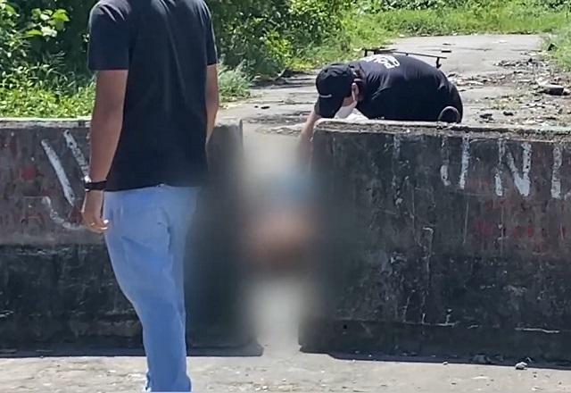 Corpo é encontrado dentro de sacos plásticos no litoral de SP