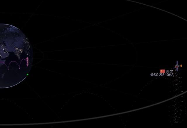 Satélite chinês de "limpeza espacial" é flagrado no espaço