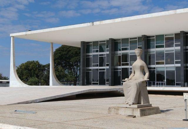 STF forma maioria a favor do comprovante vacinal em universidades