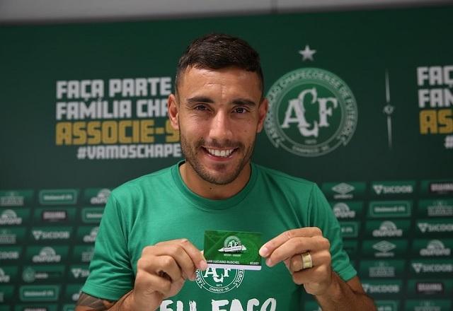 Alan Ruschel rebate Chapecoense sobre "benefício" por acidente aéreo