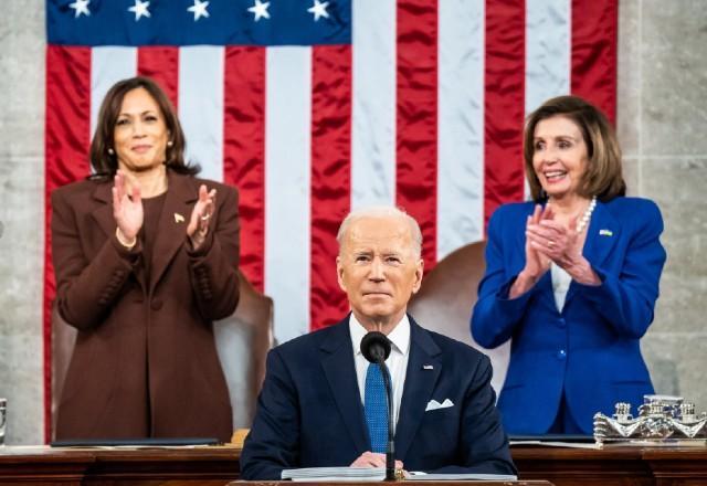 Biden faz discurso duro contra Putin e anuncia novas sanções à Rússia