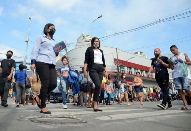 Rio de Janeiro pode desobrigar uso de máscara na próxima semana