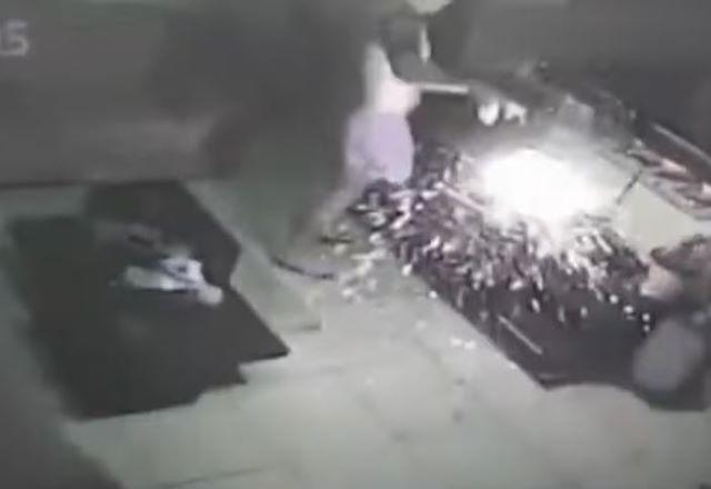 Vídeo: cigarro eletrônico explode na boca de músico do DF