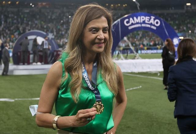 Veja cinco mulheres que exercem cargos de liderança em clubes de futebol