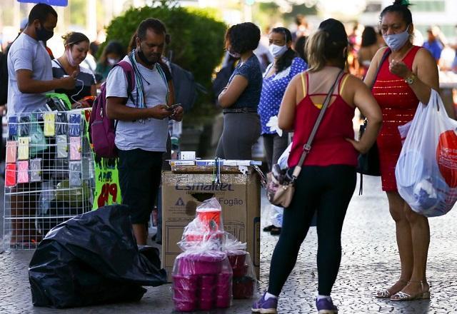 Intenção de Consumo das Famílias cresceu pelo 3º mês consecutivo, diz CNC