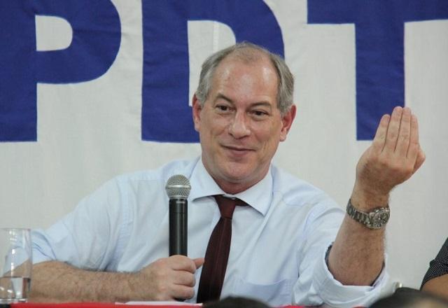 Ciro Gomes vira voz do aplicativo de trânsito Waze