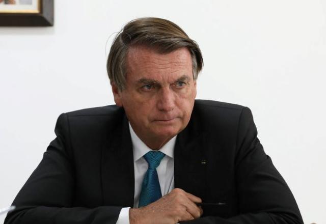 Poder Expresso: Bolsonaro desafia TSE e Whatsapp