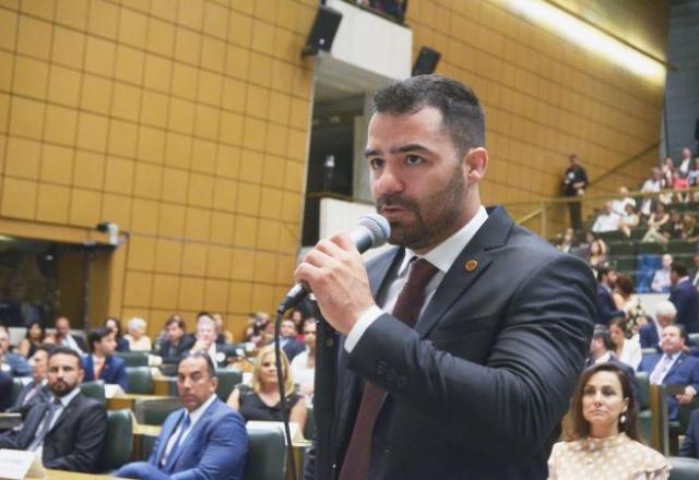 Arthur do Val, o "Mamãe Falei", renuncia ao cargo de deputado estadual