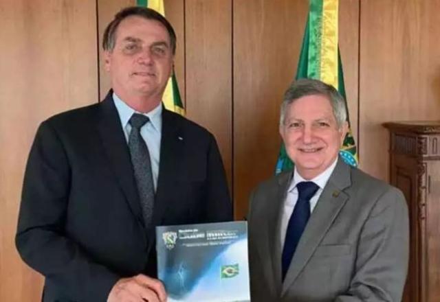 Clube Militar defende perdão de Bolsonaro e critica STF: "cheiro de podre"