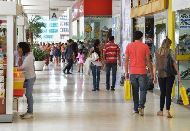 Volume de vendas no Dia das Mães deve ter queda de 1,8%, diz CNC