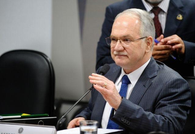 Fachin convoca reunião de comitê eleitoral após escalada de tensões