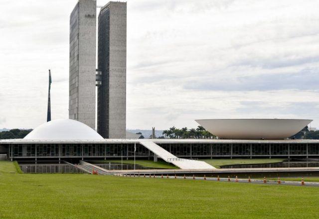 Congresso promulga benefícios tributários ao setor de tecnologia