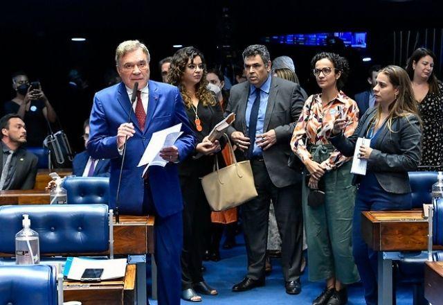 Entidades da sociedade civil lançam manifesto em defesa das eleições