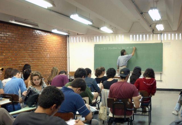 Human Rights defende que educação de gênero seja abordada em escolas