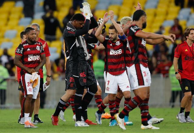 Paulo Sousa defende Hugo após vaias de torcedores do Flamengo