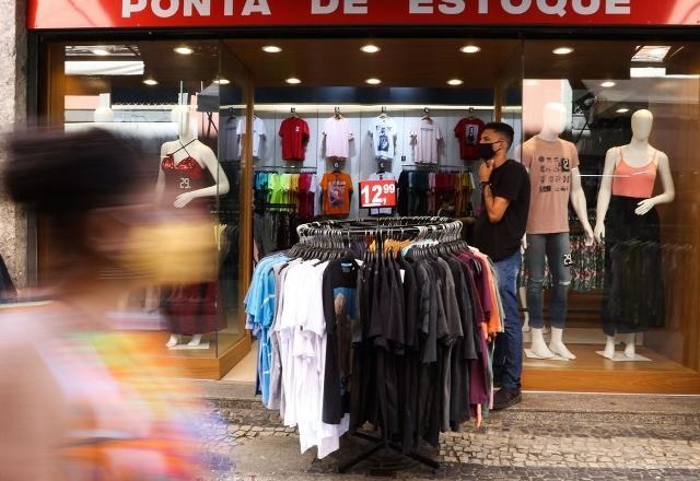 Pequenas e médias empresas perdem força em abril