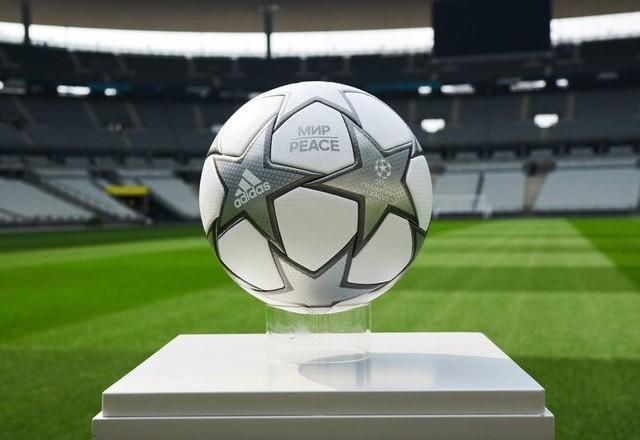 Com mensagem de paz, Uefa divulga bola da final da Champions League