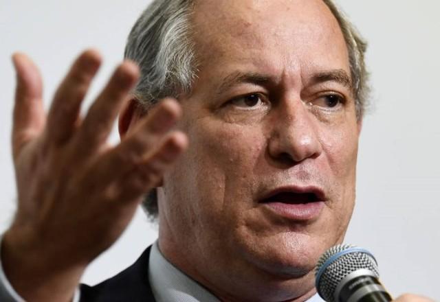 "Liquido o Bolsonaro", diz Ciro sobre disputa em 2º turno