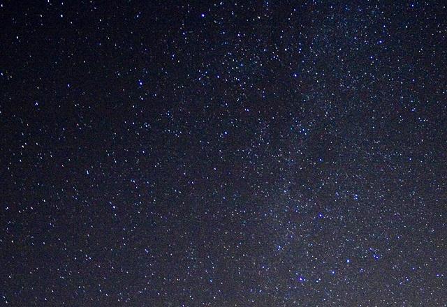 Tempestade de meteoros poderá ser vista no Brasil na madrugada de 3ª feira