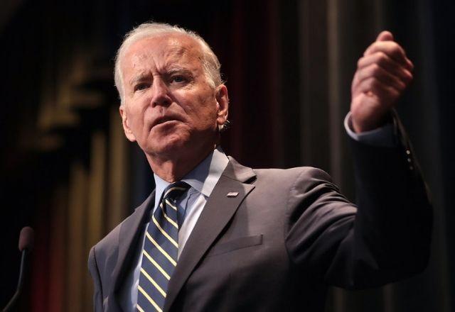 Biden implora ao Congresso por medidas contra a venda de armas