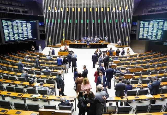 Comissão de Educação debate situação das universidades federais