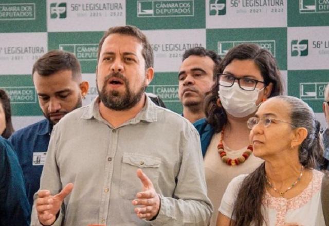 Em Assembleia Geral Nacional, federação Psol-Rede veta aliança com MDB e União