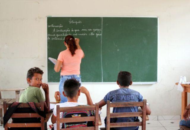 Governo veta projeto que prevê pedagogia alternativa para jovens rurais