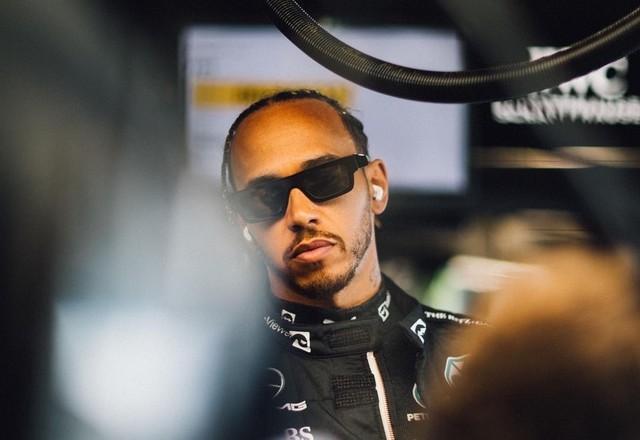 Hamilton se manifesta sobre fala racista de Nelson Piquet: "Mentalidades arcaicas"