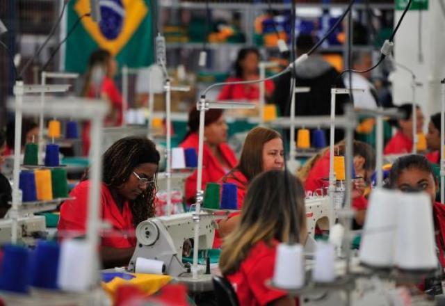 IBGE: preços da indústria sobem 1,83% em maio