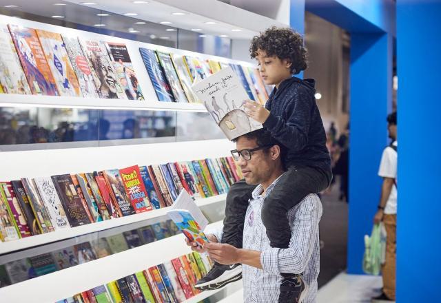 Bienal do Livro volta com aumento de vendas e 660 mil visitantes