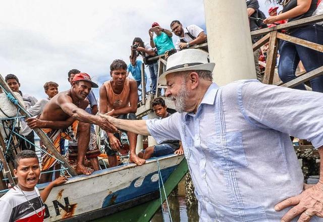 Com chapa aprovada em convenção, Lula deve viajar a estados do Nordeste e Norte