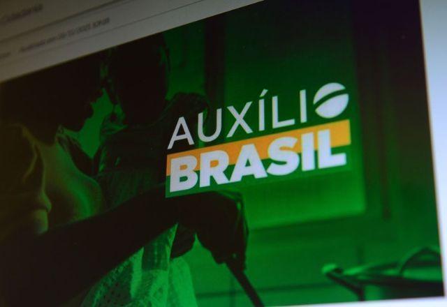 Caixa libera nova rodada de pagamento do Auxílio Brasil; veja quem recebe