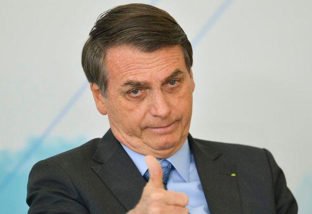 No Twitter, Bolsonaro ironiza carta em defesa da democracia