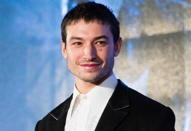 Ezra Miller, ator de Flash, é acusado de furto nos Estados Unidos