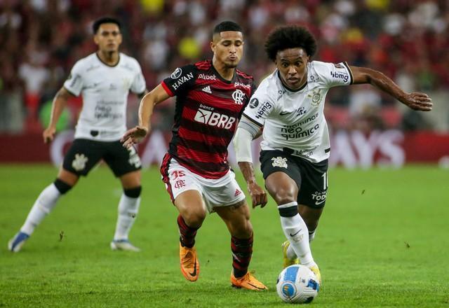 Willian confirma saída do Corinthians antes de clássico contra o Palmeiras