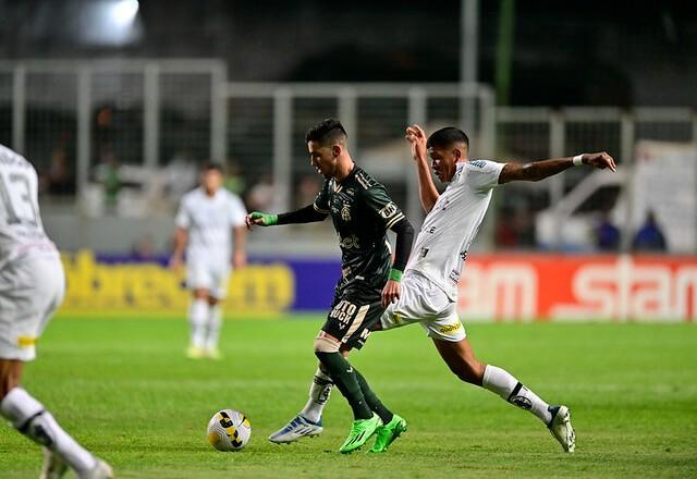 América-MG vence no Independência e quebra invencibilidade do Santos