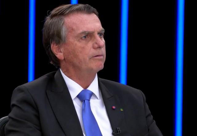 Ministros e auxiliares comemoram desempenho de Bolsonaro em sabatina