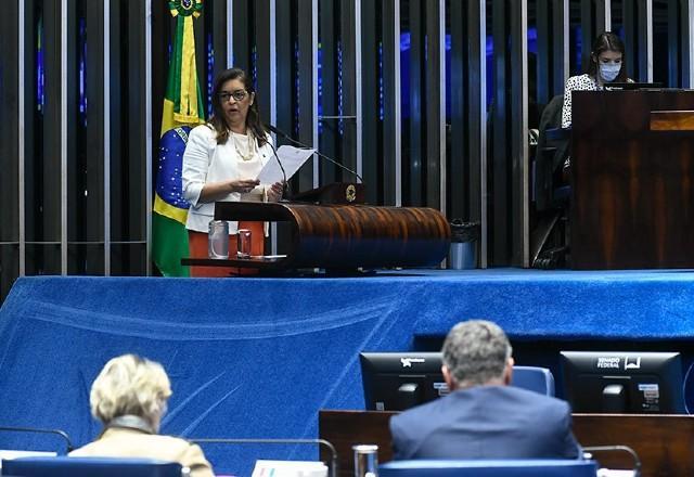 Senado aprova flexibilização da jornada de trabalho para pais com crianças pequenas