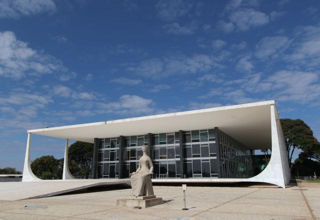 Por 7 votos a 4, STF mantém decisão de suspender piso nacional da enfermagem