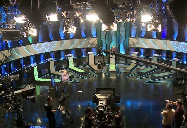 Heleno e Gabrilli estão entre convidados para acompanhar debate no SBT