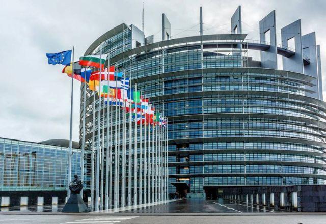 Parlamento Europeu pede que eleições brasileiras sejam monitoradas