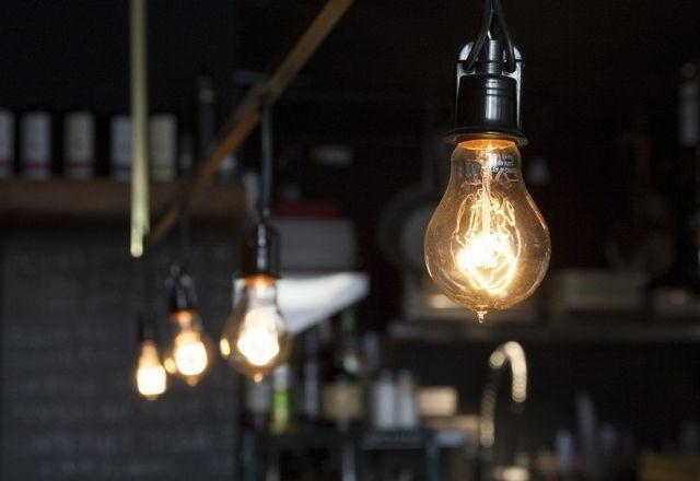 Contas de luz terão bandeira tarifária verde em outubro, anuncia Aneel