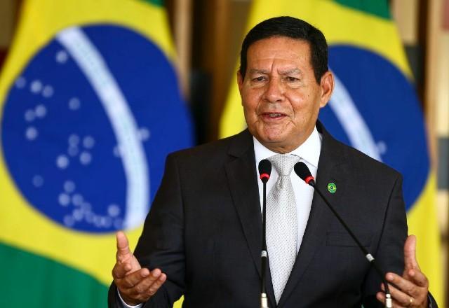 Hamilton Mourão é eleito senador do Rio Grande do Sul