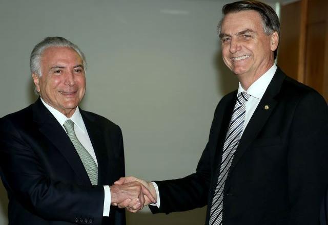 Bolsonaro sobre Temer: "Dá para entender que ele está do nosso lado"