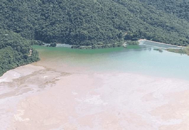 Barragem apresenta trinca e entra em nível de alerta em MG