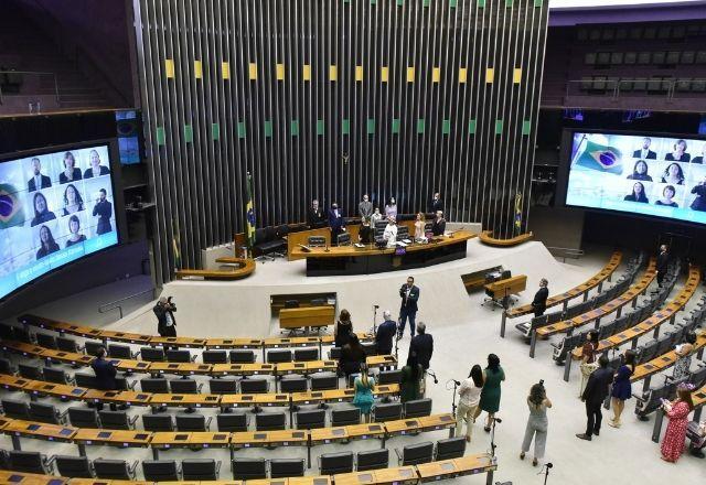 Câmara pode analisar criação de regras para pesquisas eleitorais