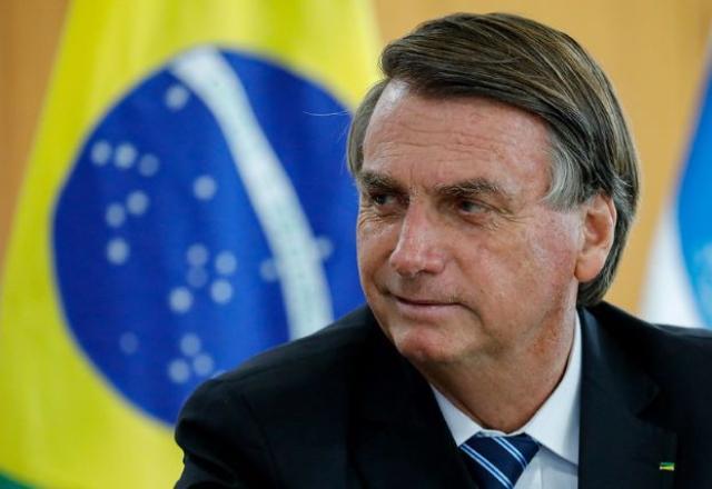 Bolsonaro recebe prefeitos de vários estados em Brasília