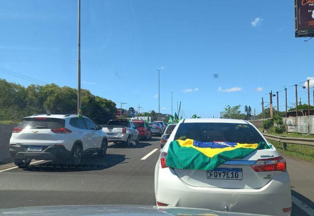 Bloqueios em rodovias seguem pelo 4º dia seguido em 12 estados