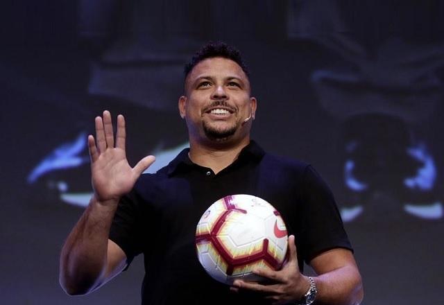 Campeão da Série B com o Cruzeiro, Ronaldo deseja comprar novo clube