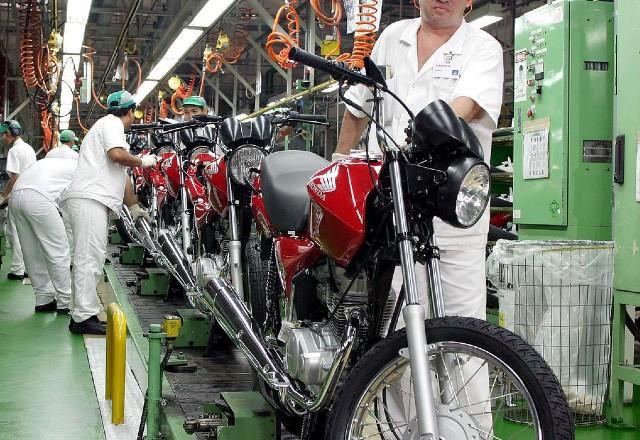 Produção de motocicletas em outubro teve alta de 26,6%